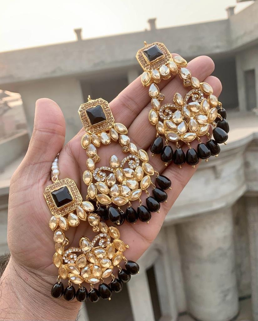 Kundun earings bindya