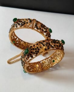 Premium quality nauratan style openable bangles