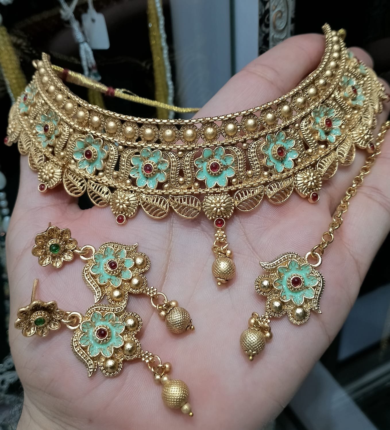 gold platted necklace Bindiya with Jhumki