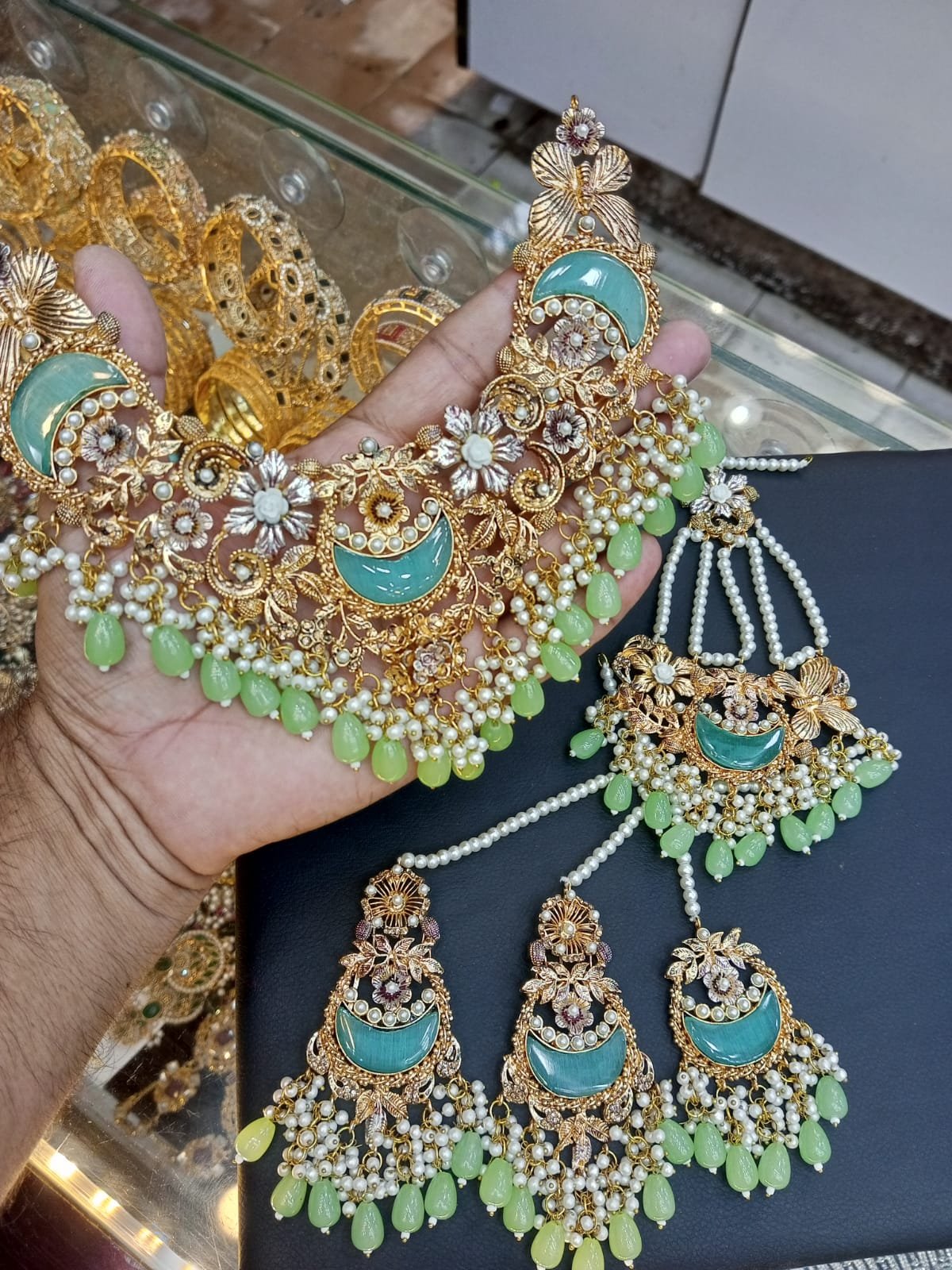 gold platted necklace Bindiya with Jhumki