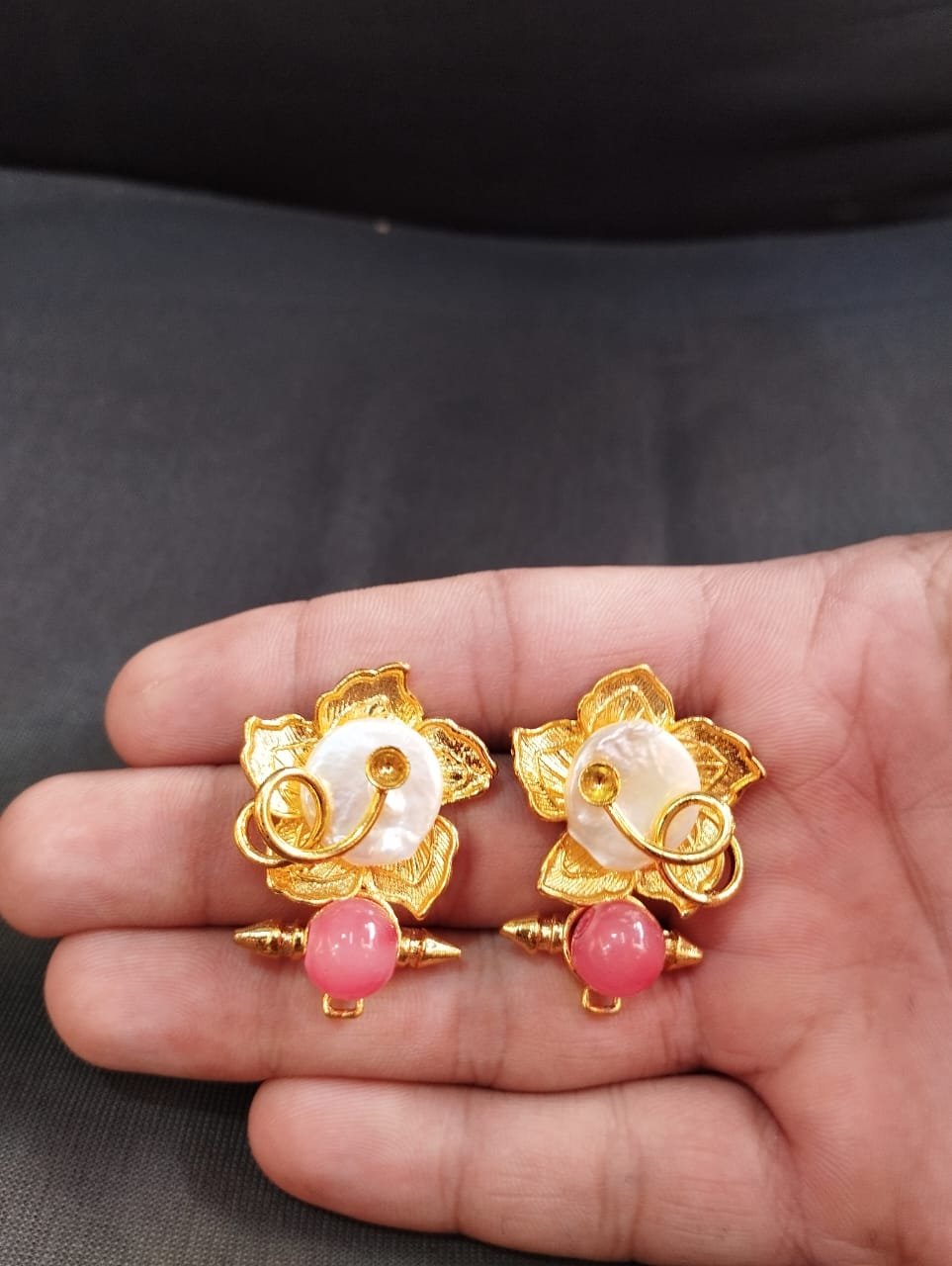 Turkish gold-plated studs in mother of pearl